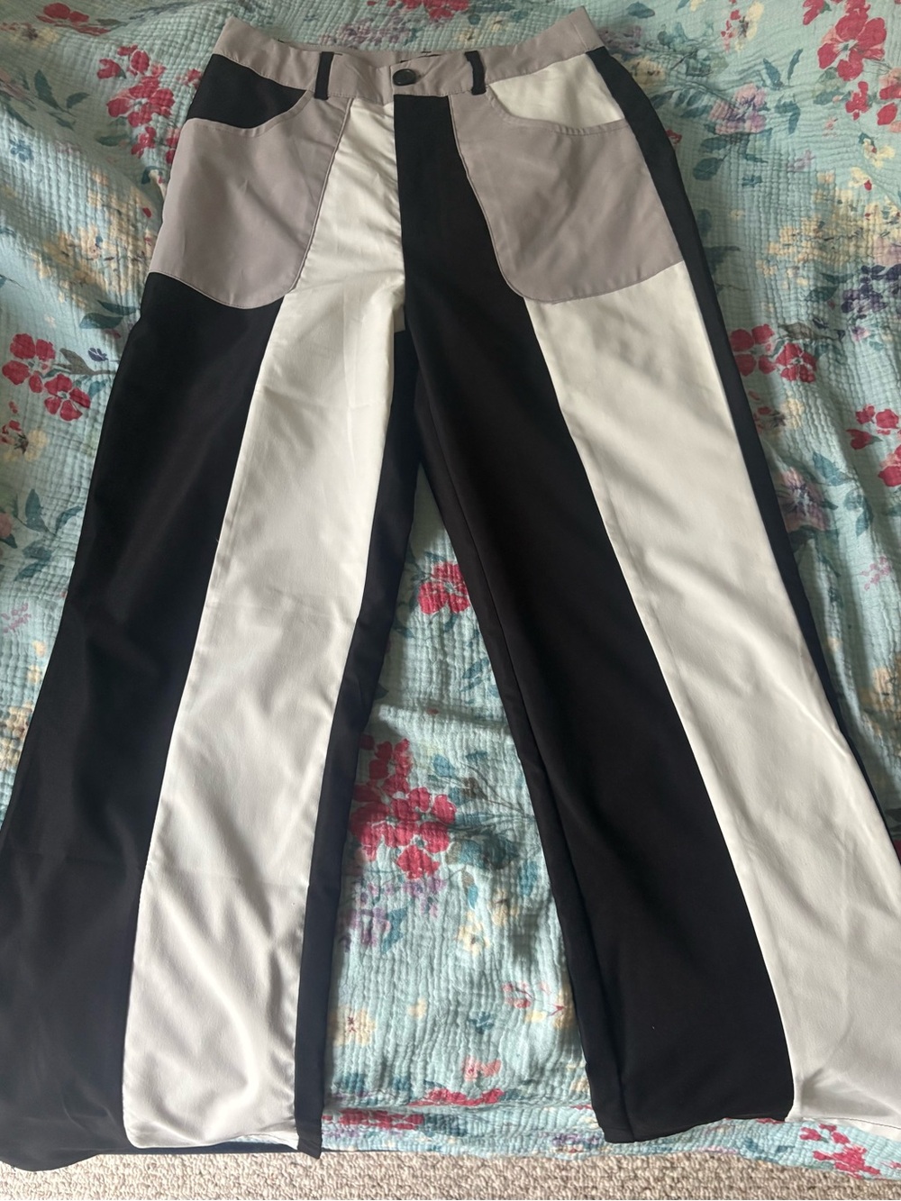 New Look Black, White & Gray Colorblock Wide-Leg Pants
